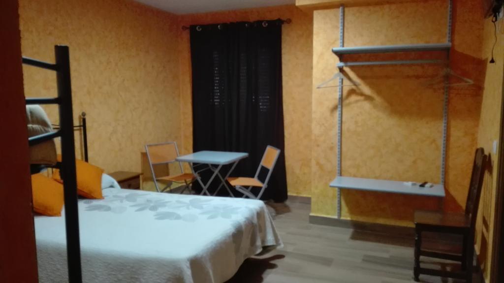 Montearagon Hostal La Aldaba酒店 外观 照片