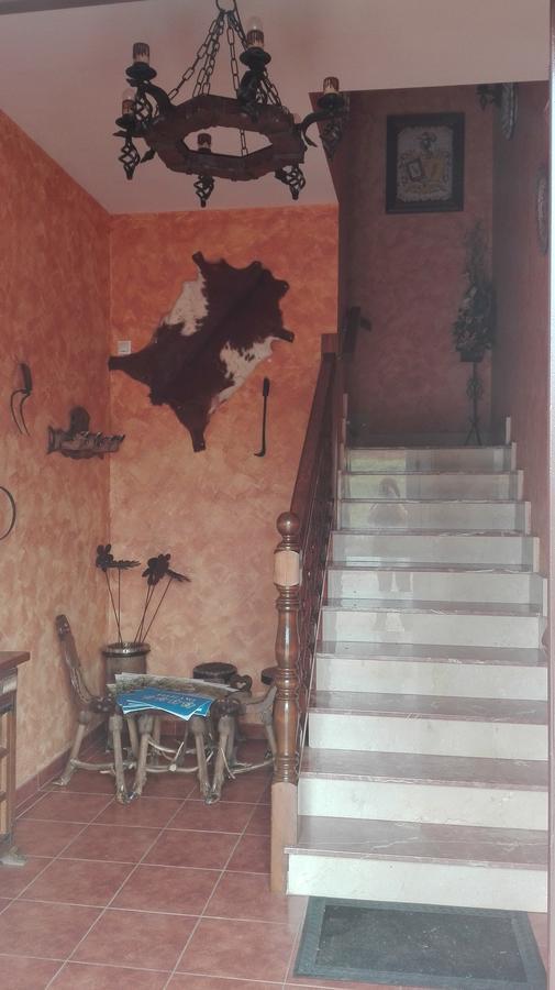 Montearagon Hostal La Aldaba酒店 外观 照片