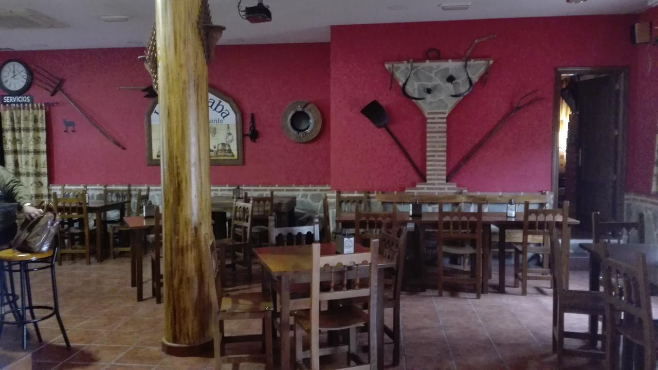 Montearagon Hostal La Aldaba酒店 外观 照片